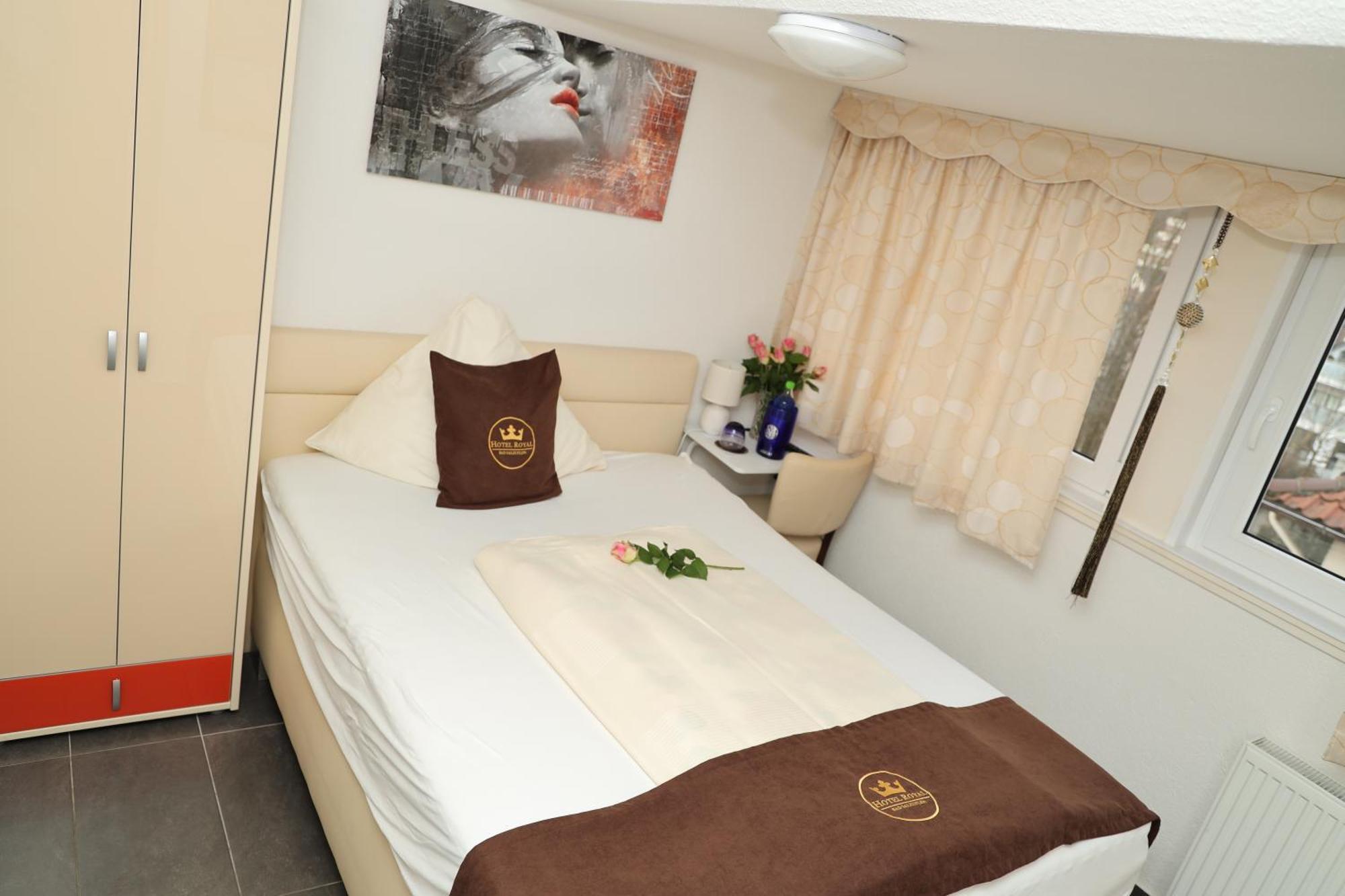 באד זאלצפלן Hotel Royal מראה חיצוני תמונה
